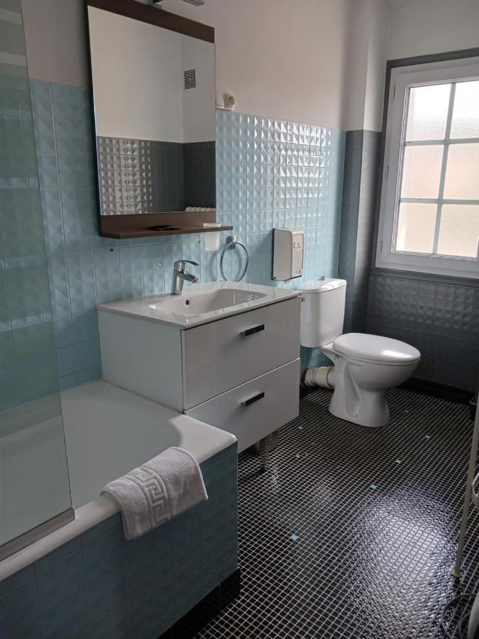 Hotel Du Puy D'Alon Souillac Bagian luar foto