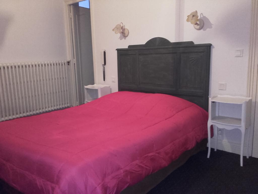 Hotel Du Puy D'Alon Souillac Bagian luar foto